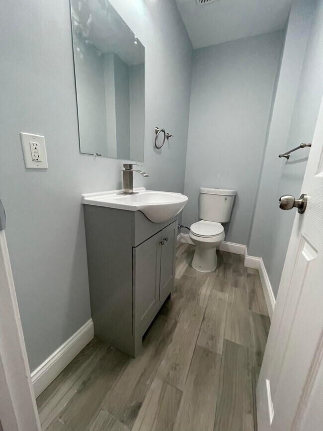 main level half bath - 5021 13th St NE