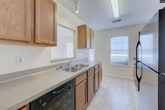 Building Photo - 184 Ivy Square Dr