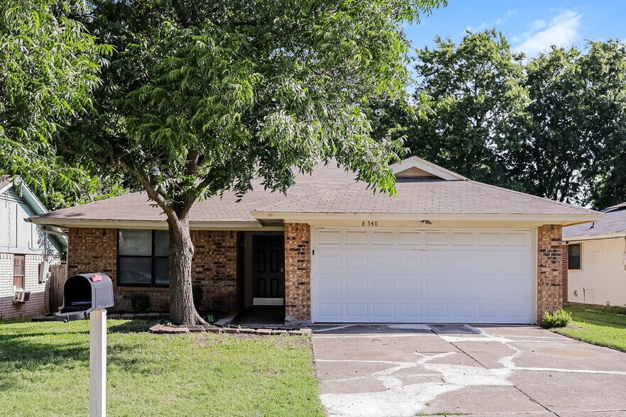Primary Photo - 8540 Whitney Dr