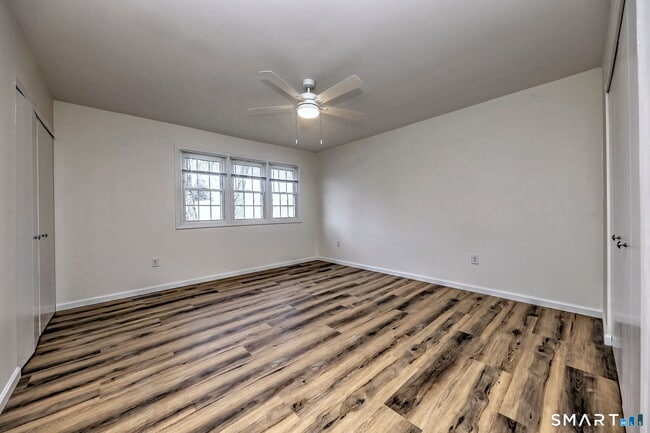 Building Photo - 65 Salem Walk