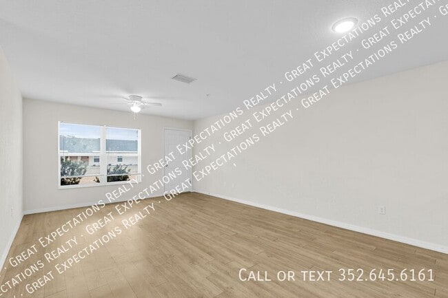 Building Photo - 15 Laurel Pass