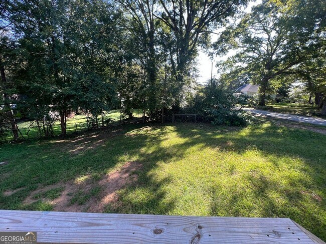 Building Photo - 6104 Blair St NE