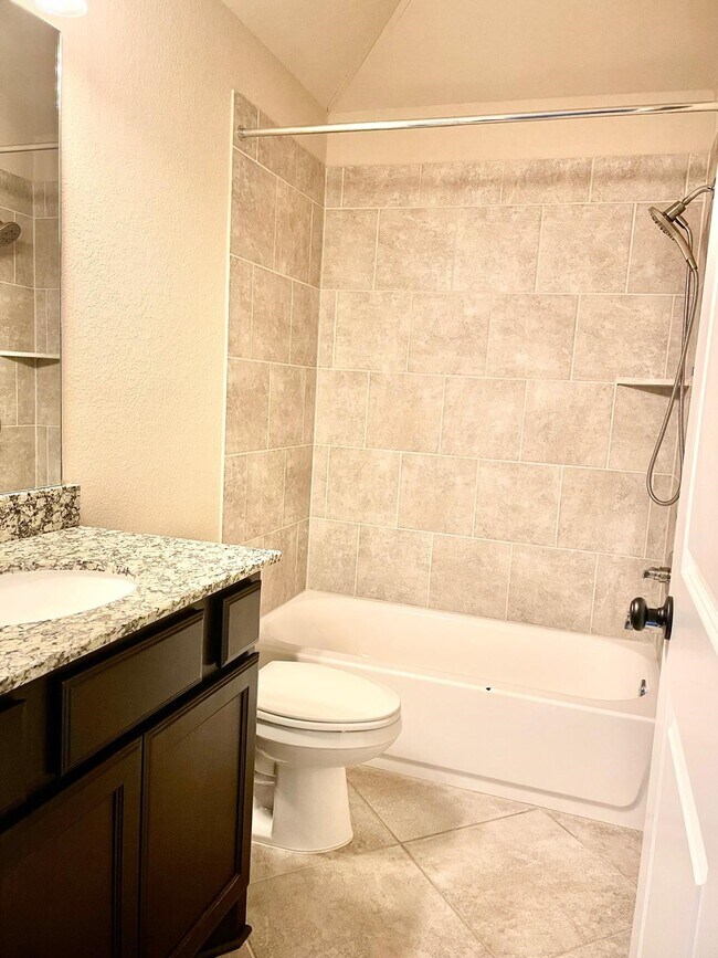 Building Photo - 10902 Kennowy Ct