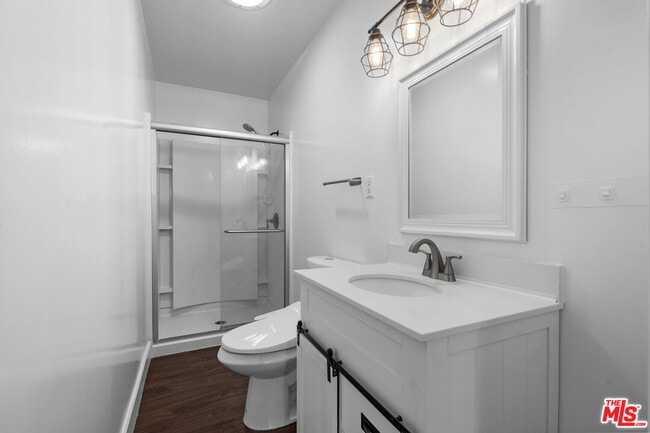 Building Photo - 214 N Martha Pl