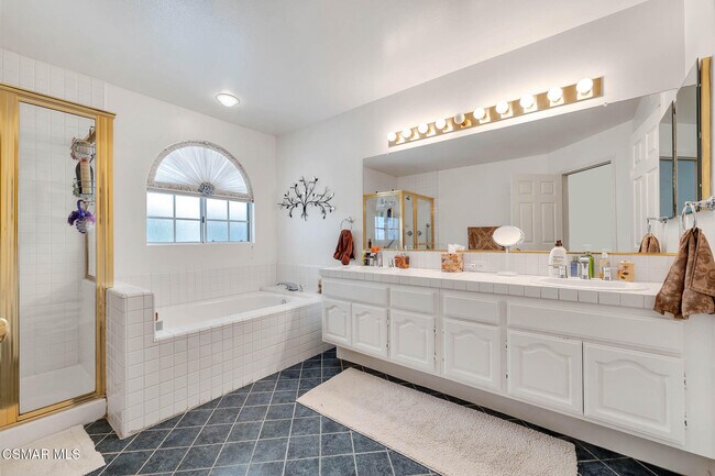 Building Photo - 5050 Golden Nugget Way