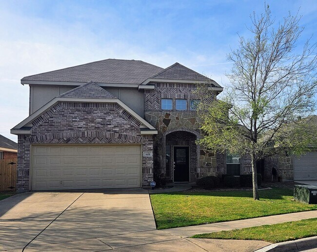 Primary Photo - Four bed/3 bath beauty with sport court