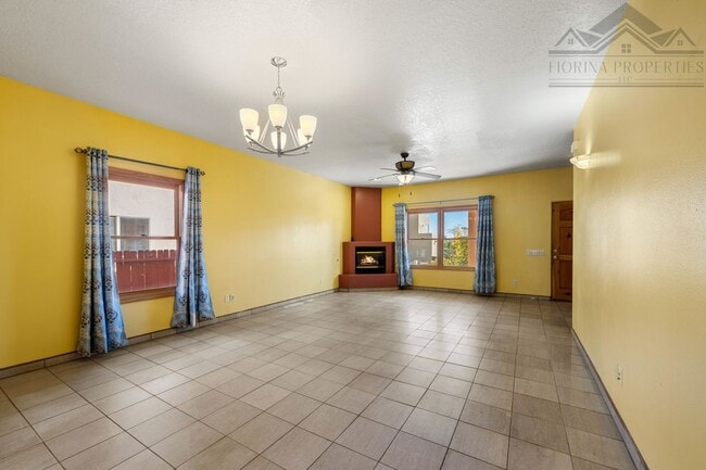 Building Photo - Serene Pueblo-Style Home in Tierra Contenta