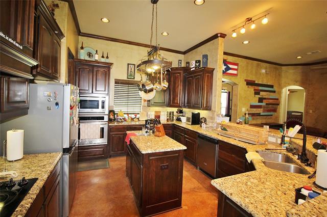 Building Photo - 5641 Country S Ln