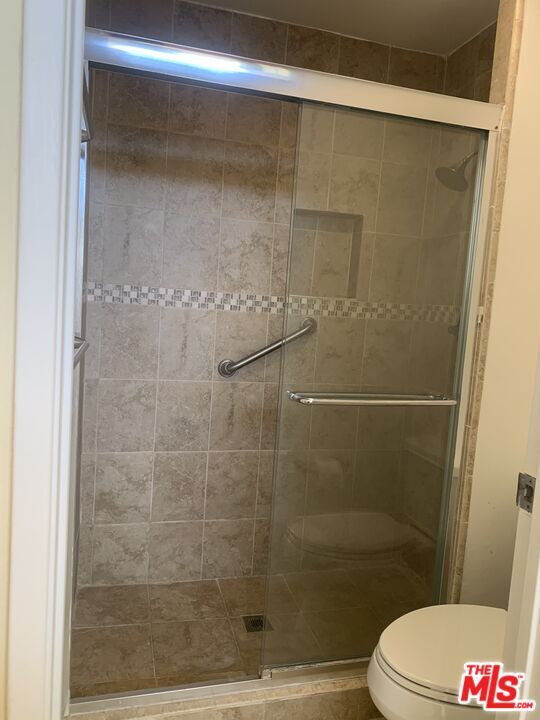 Building Photo - 10740 National Blvd