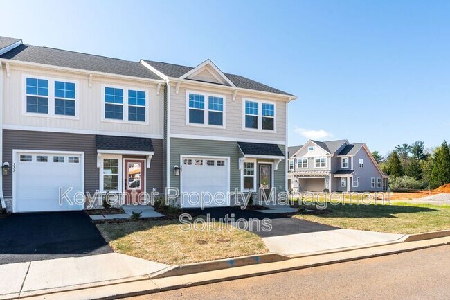 Building Photo - 337 Ridgeline Dr
