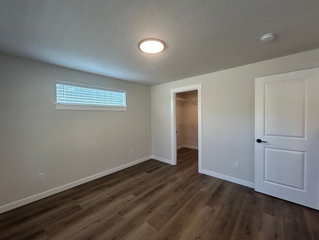 Building Photo - Brand New 2 Bedroom / 2 Bathroom Duplex in...