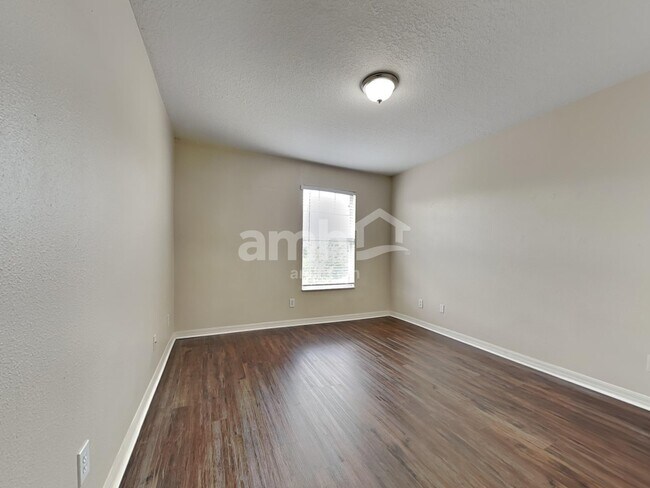 Building Photo - 5344 Clover Mist Dr