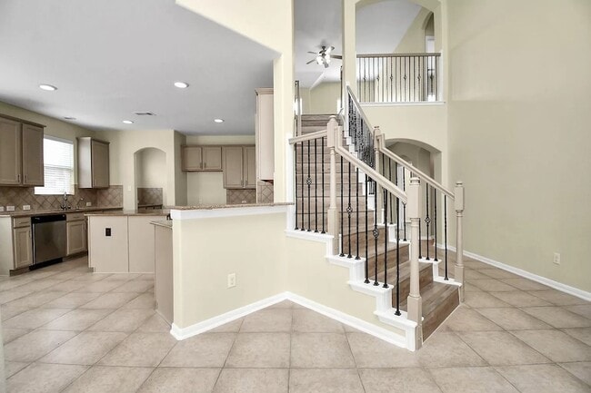 Building Photo - 6315 Bain Dr