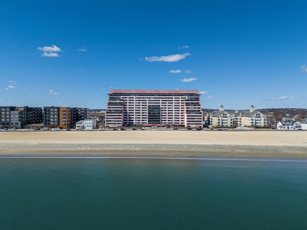 Building Photo - 356 Beach St