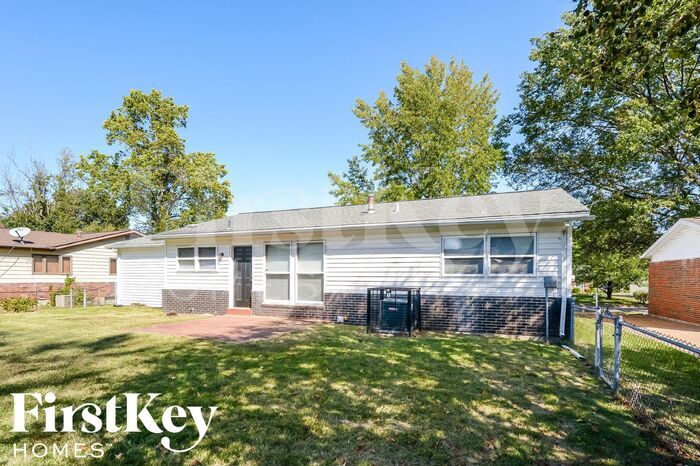 Building Photo - 2881 Wintergreen Dr
