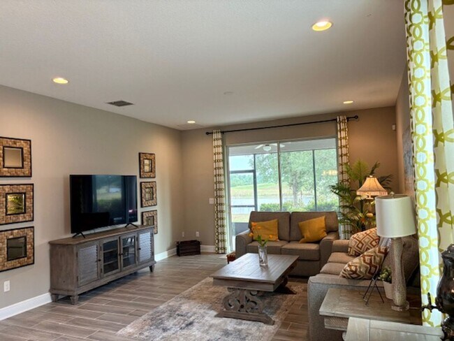 Building Photo - Gorgeous 3-bedroom Model Home in 55+ Commu...