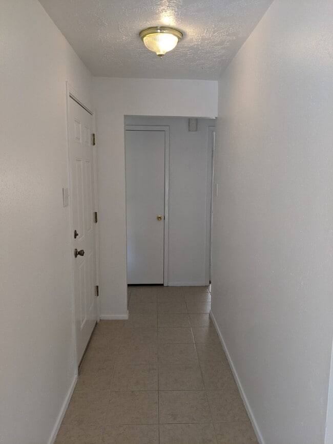 Building Photo - 4202 Spinks Creek Ln