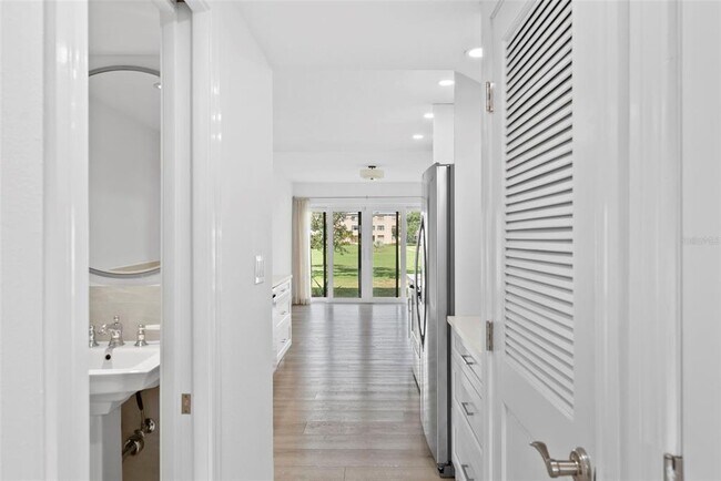 Building Photo - 4920 Locust St NE