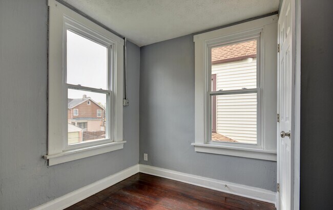 Building Photo - 1515-1517 Hawthorne