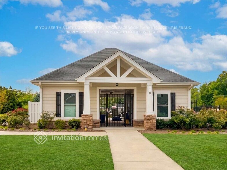 Building Photo - 151 Cassius Dr