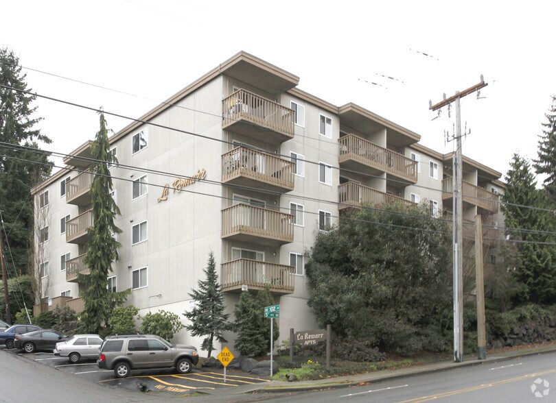 Primary Photo - Link 14