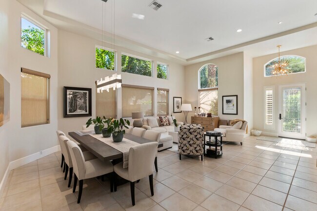 Building Photo - 78688 Cabrillo Way