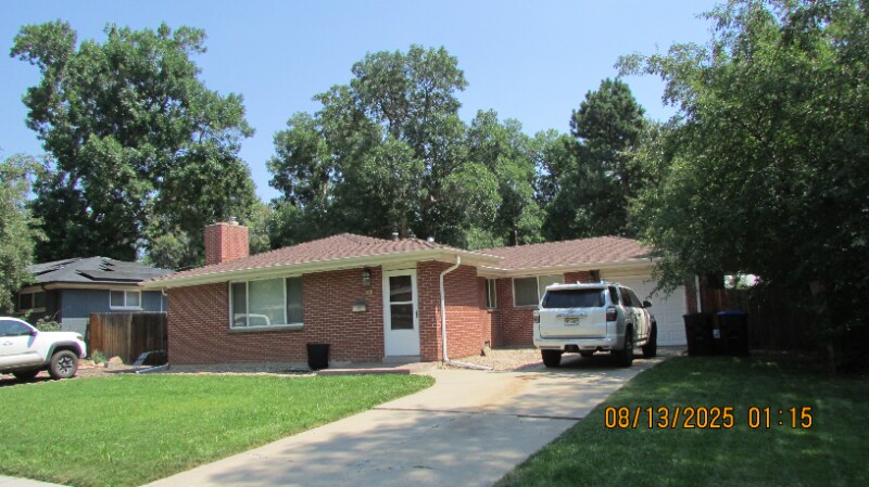 Primary Photo - 6110 Everett St