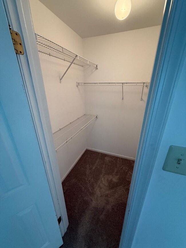 Building Photo - 3 Bed / 2 Bath Warrington Townhome