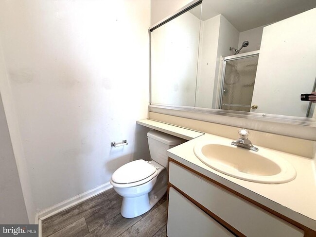 Building Photo - 607 Covington Ct