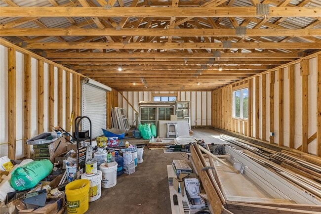 Building Photo - 255 Foothill Rd