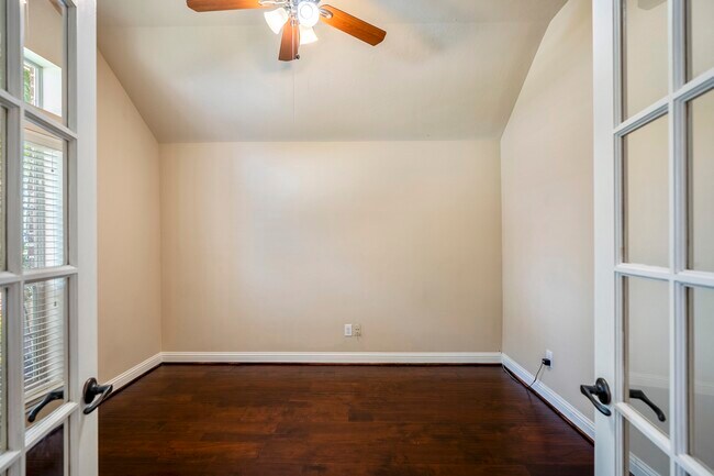 Building Photo - 13003 Northwood Glen Ln
