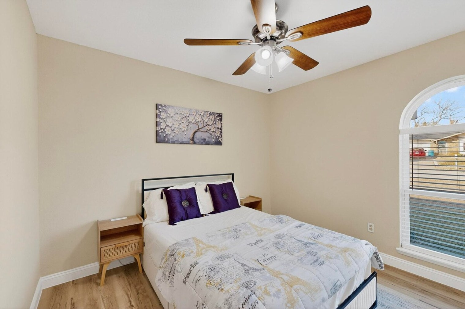 Building Photo - 136 Yorkshire Dr