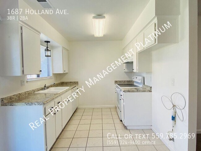 Building Photo - 1687 Holland Ave