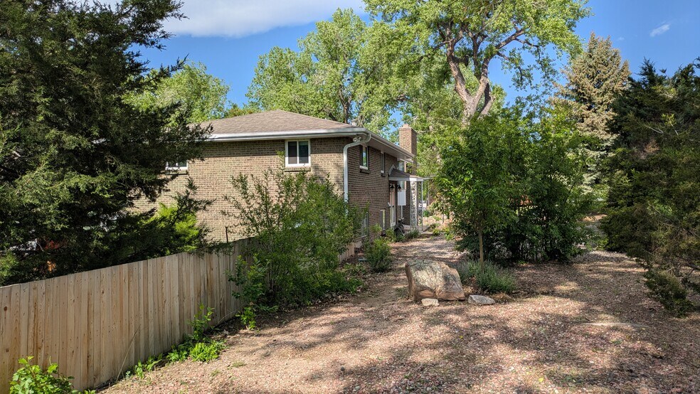 Building Photo - 8820 W 32nd Ave