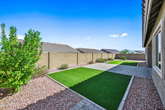 Building Photo - 3239 N 197th Ln