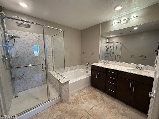 Building Photo - 3197 Arco Ave