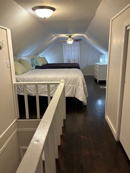 Building Photo - 4008 67th St