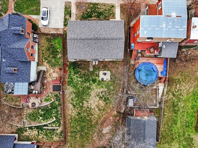 Building Photo - 1210 N 5th St