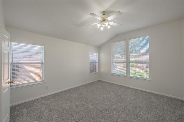 Building Photo - 1075 Port Sullivan Dr