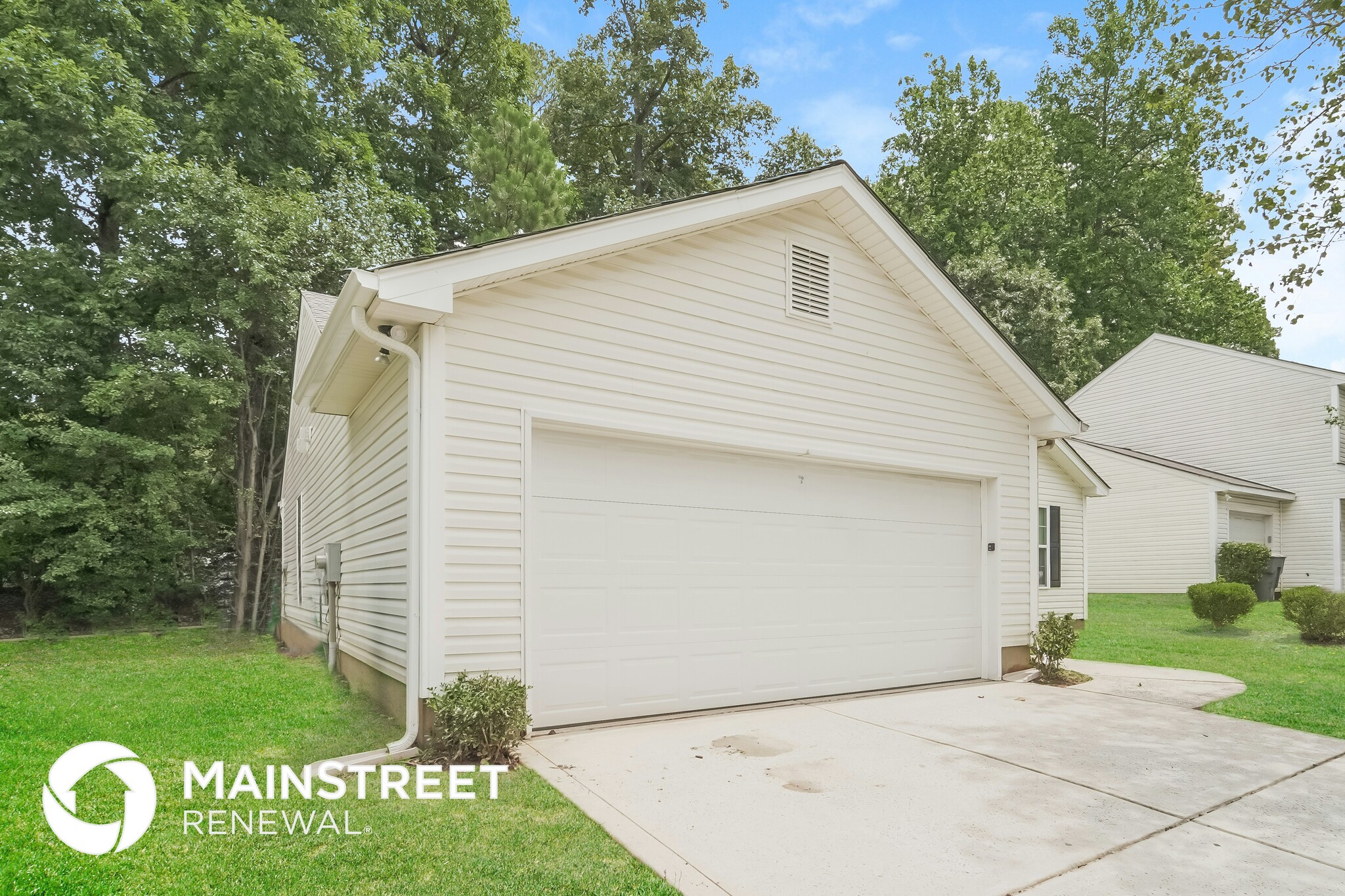 Building Photo - 340 Graham Meadow Dr