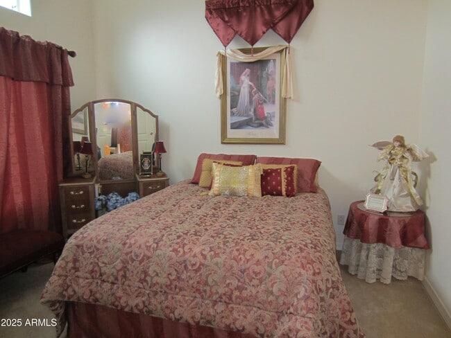 Building Photo - 5715 E la Privada Dr