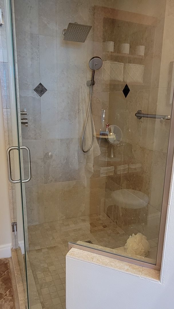 Building Photo - Short term ONLY luxury 2/2 condo in the heart of downtown Sarasota