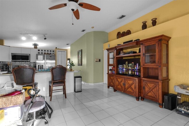 Building Photo - 7562 W 32nd Ct