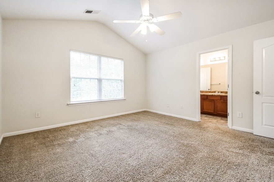 Building Photo - 464 Lobdale Falls Dr