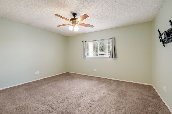 Building Photo - 8147 Easy Meadow Dr