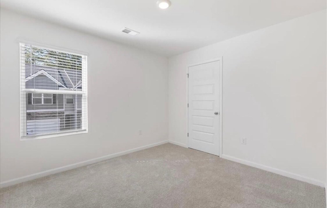 Building Photo - 179 Hampton Cir