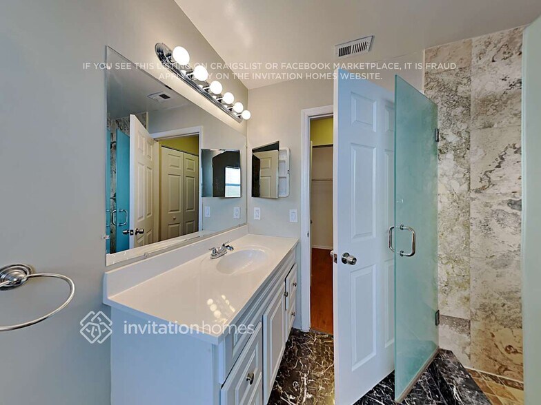 Building Photo - 1410 NW 47th Ave