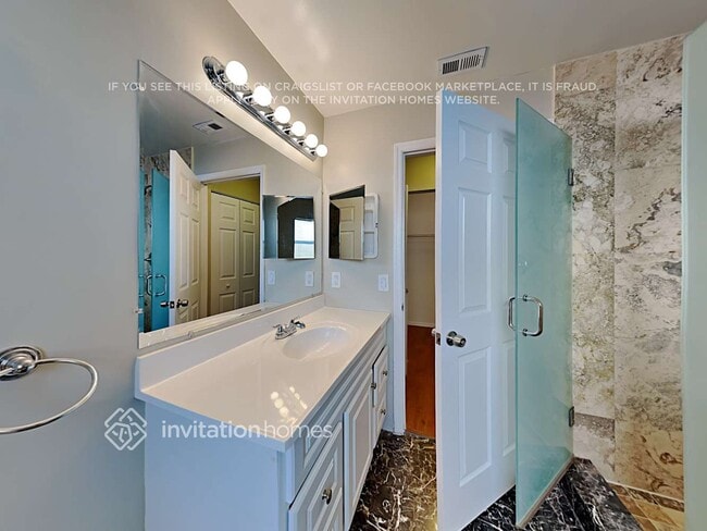 Building Photo - 1410 NW 47th Ave