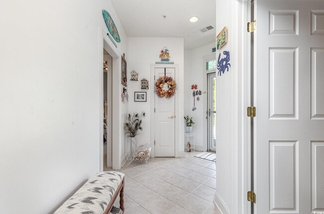 Building Photo - 5056 Glenbrook Dr