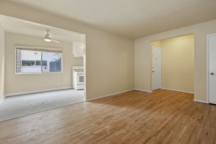 Primary Photo - 2015-2019 4th Street in Santa Monica - ste...